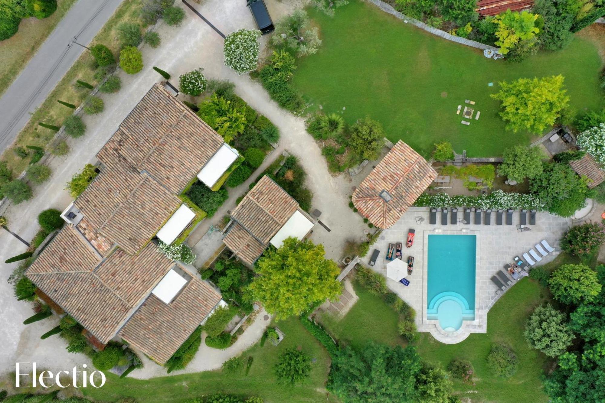 Residence Les Petitons Оппед Экстерьер фото