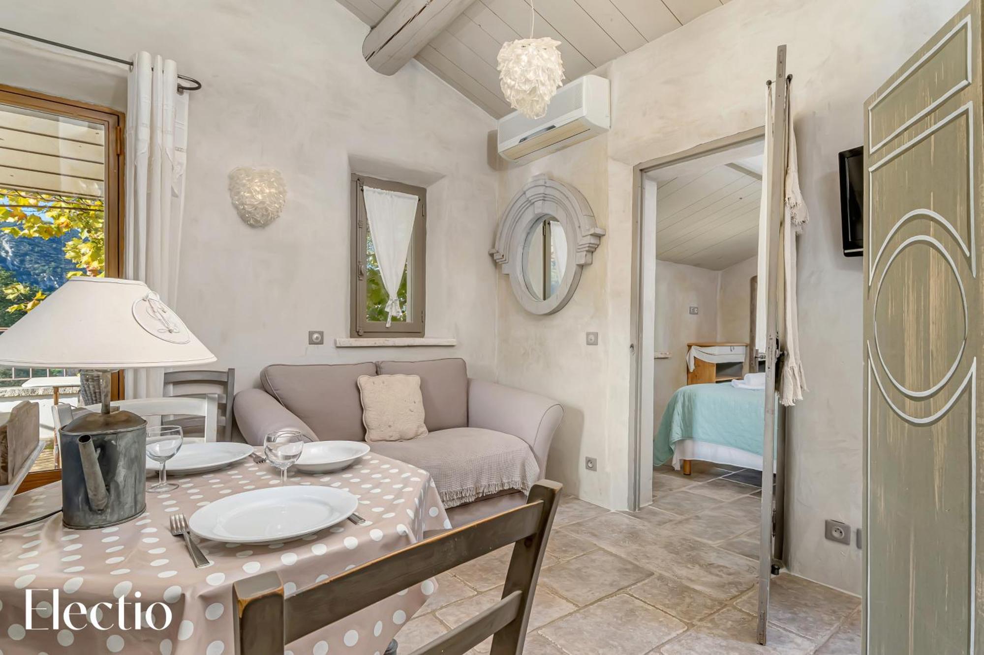 Residence Les Petitons Оппед Экстерьер фото
