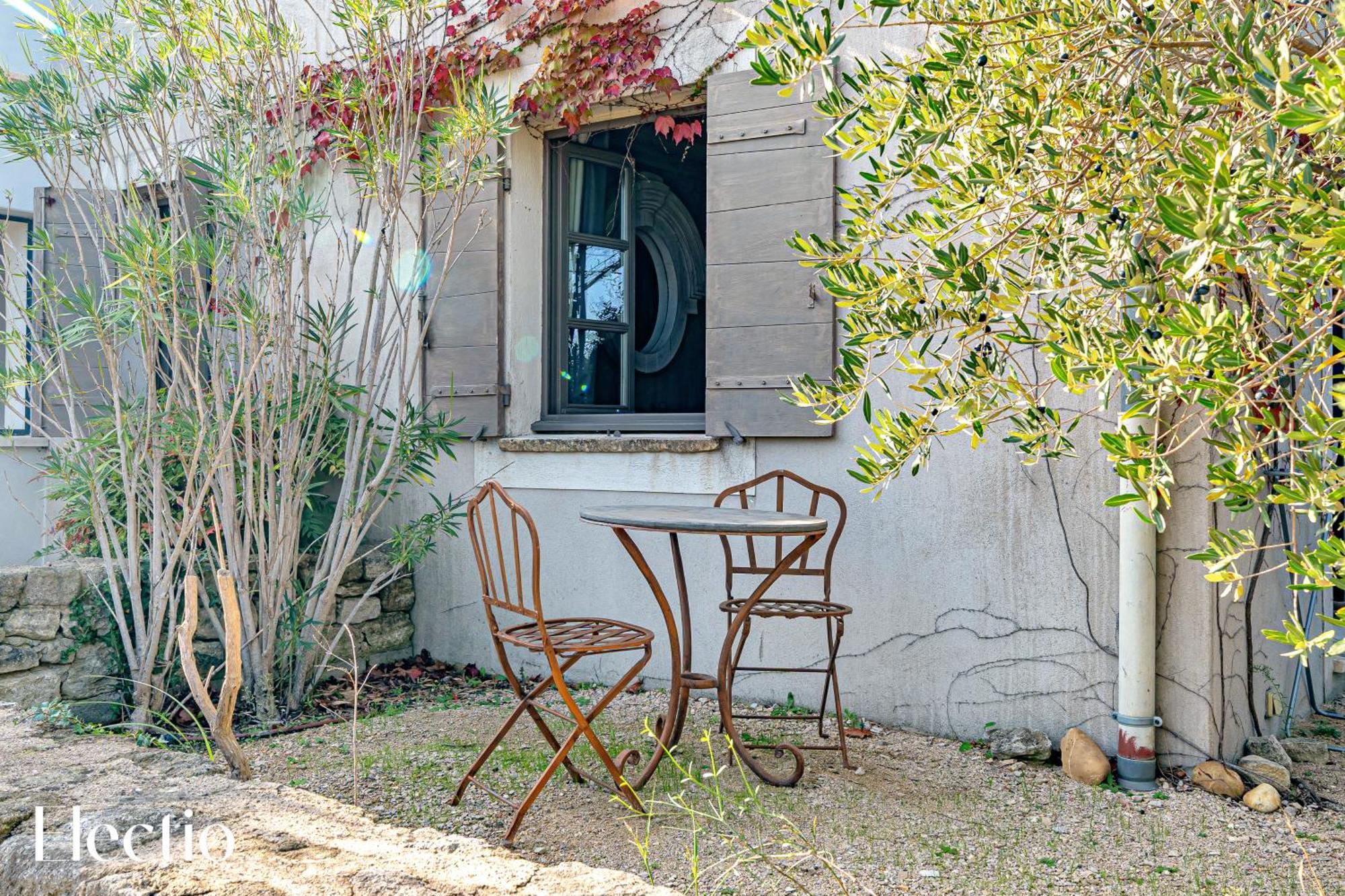 Residence Les Petitons Оппед Экстерьер фото