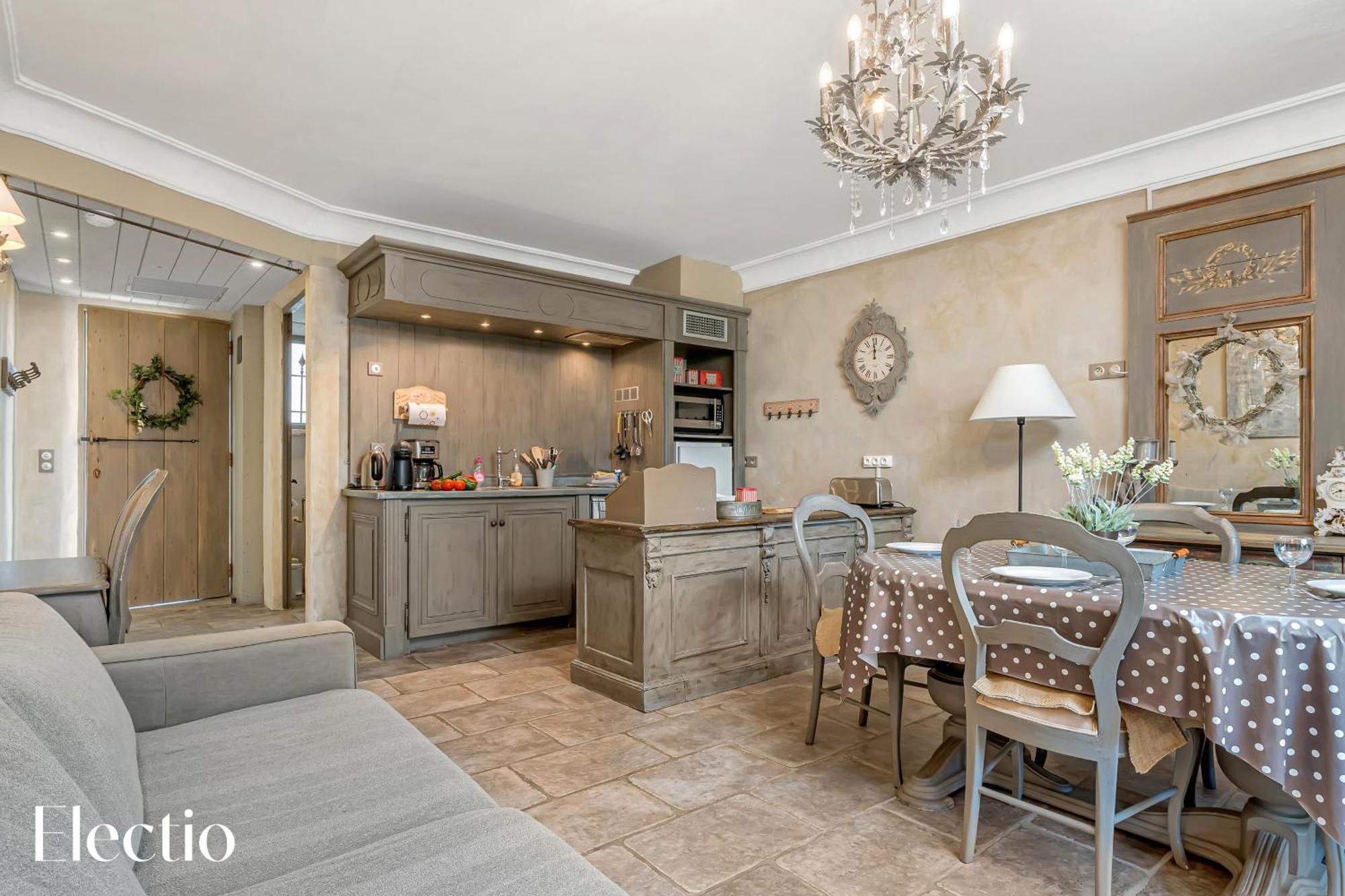 Residence Les Petitons Оппед Экстерьер фото